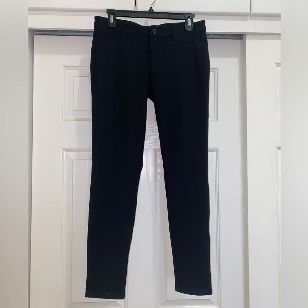 White House Black Market Black Skinny Leg Jeans